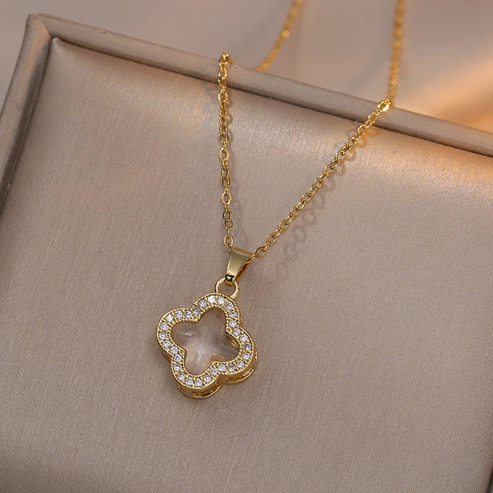 18K Gold Black Clover Pendant Necklace