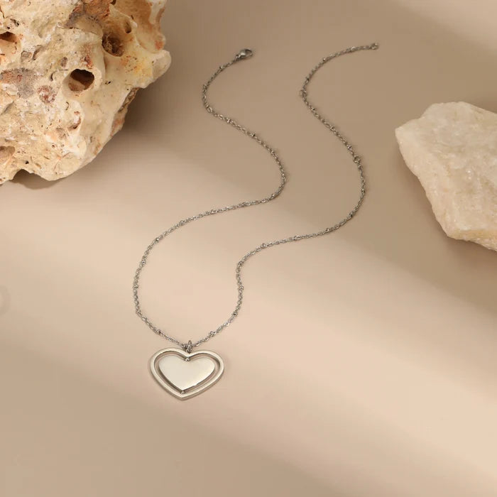 18K Gold Waterproof Heart Pendant Necklace for Women