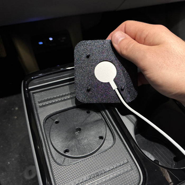 2025-2027 Ioniq 5 Wireless Charging Pad - iPhone/Pixel 10