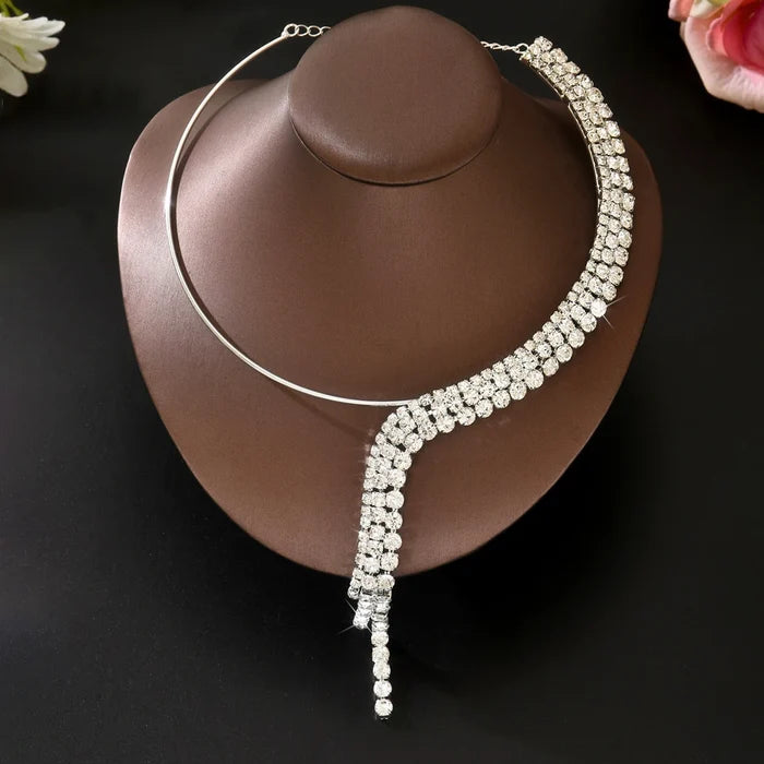 Elegant European Long Necklaces for Banquets & Parties