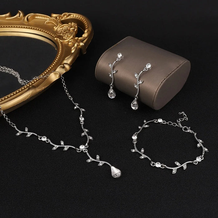 Elegant Gold Leaf Jewelry Set for Weddings