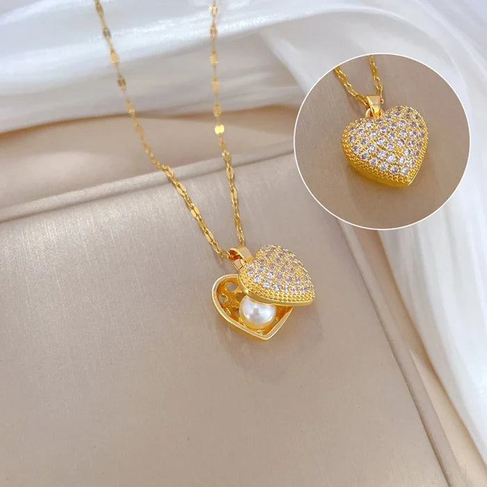 Elegant Peach Heart Seashell Necklace