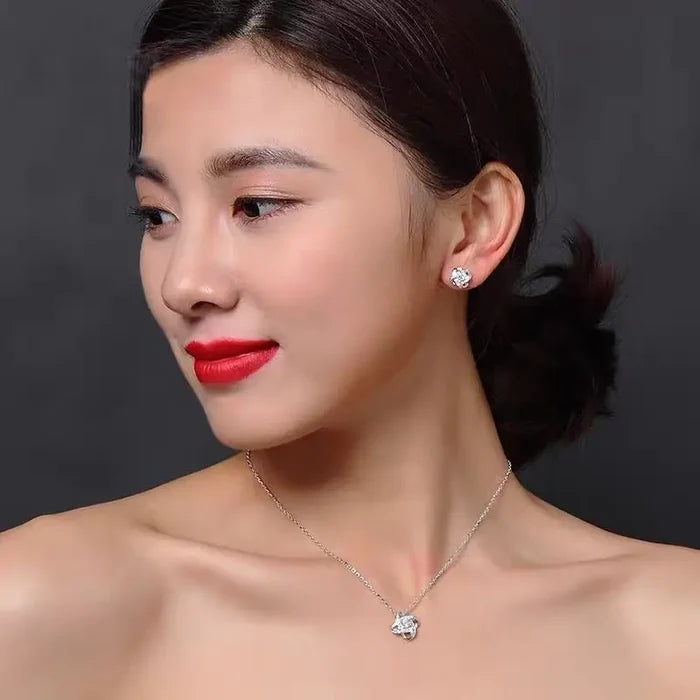 Elegant Sterling Silver Clover Necklace