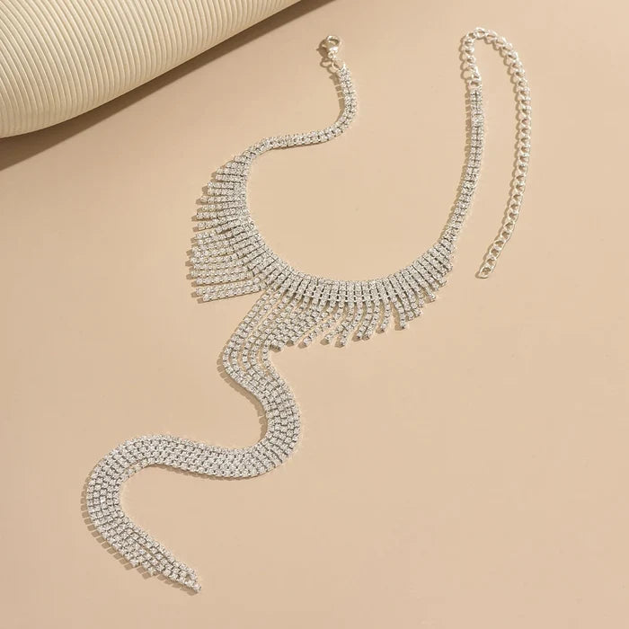 Elegant Women's Long Chain Necklace for Any Occasion