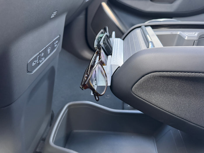 EV9 Glasses Holder