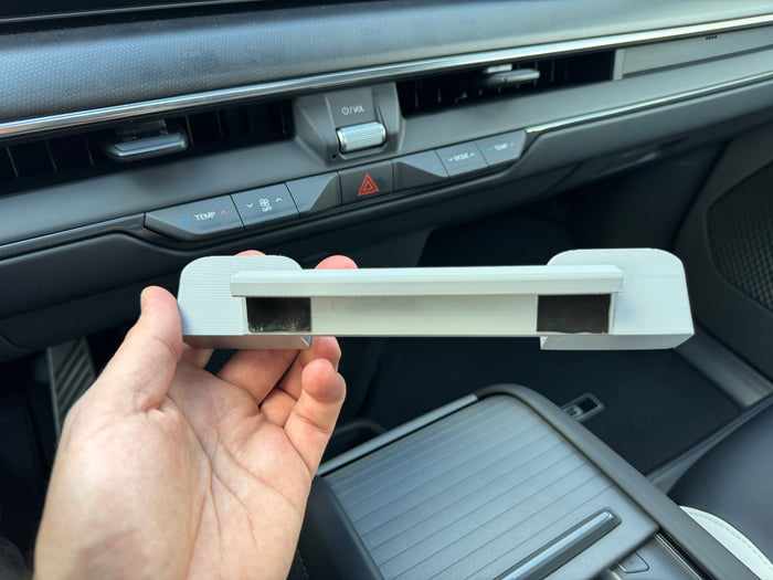 EV9 Glasses Holder