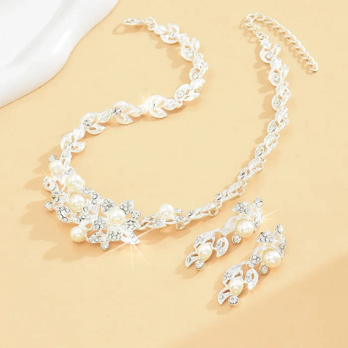 Exquisite Pearl & Rhinestone Bridal Jewelry Set