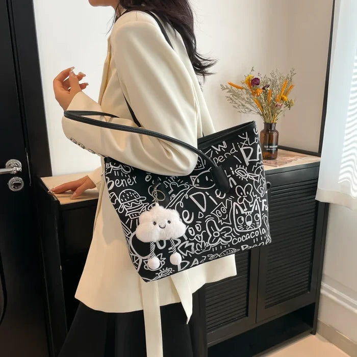 Fashionable Large Capacity Women's Graffiti Zipper Shoulder Bag