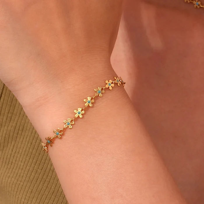 Gold Plated Flower Necklace & Bracelet Set