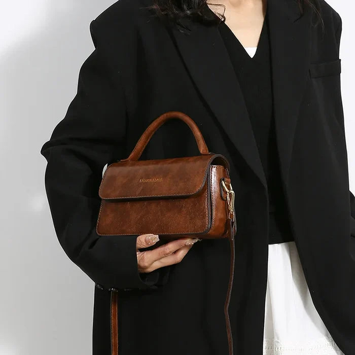 High-end Retro Design Bag Women's New Korean Version of the Handbags