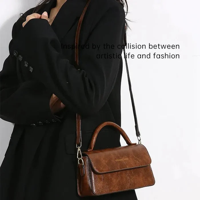 High-end Retro Design Bag Women's New Korean Version of the Handbags