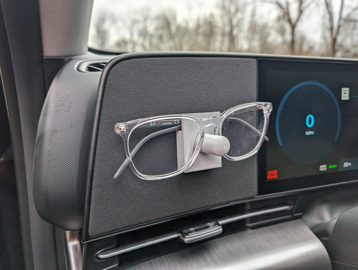 Kona/Tucson/Santa Fe/Sonata/Santa Cruz Magnetic Glasses Holder