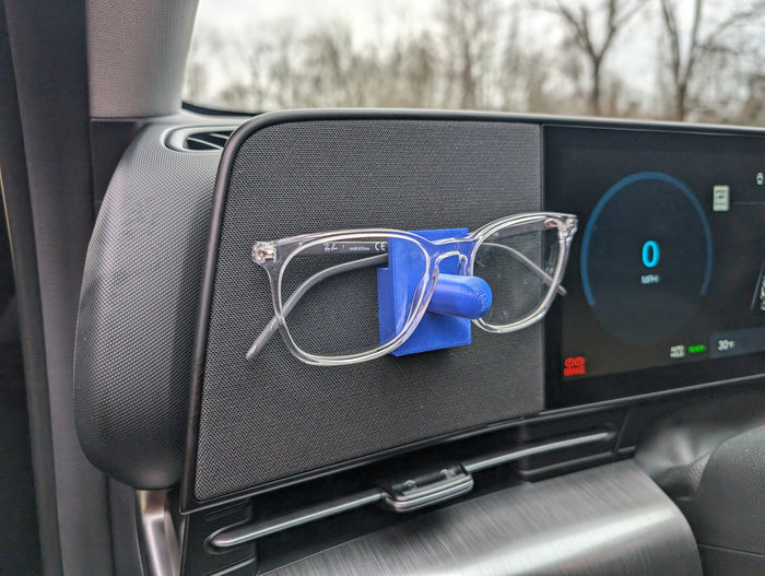 Kona/Tucson/Santa Fe/Sonata/Santa Cruz Magnetic Glasses Holder