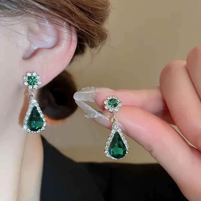 Luxury Diamond Pendant & Earrings Set for Women