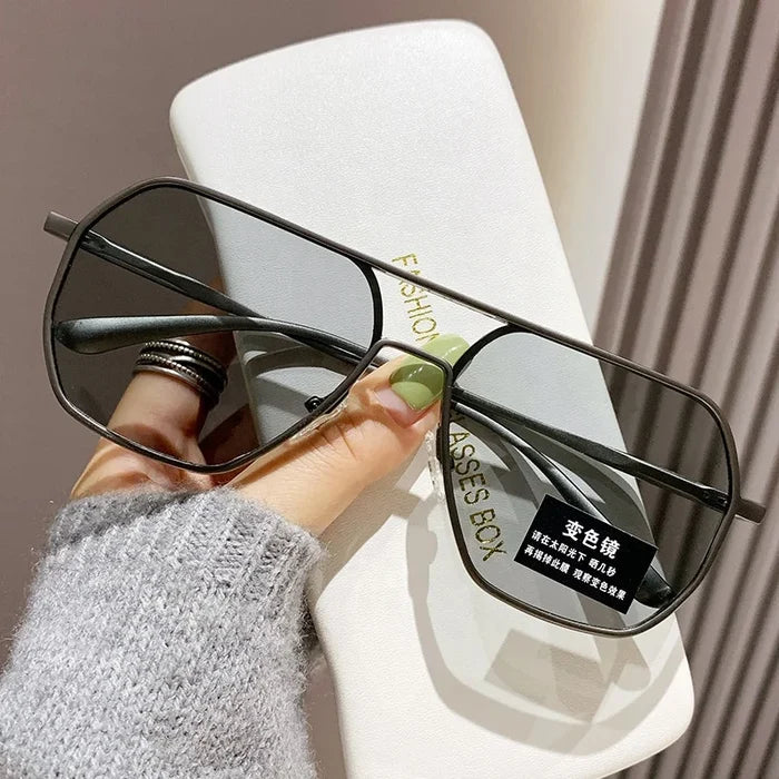 Luxury Metal Photochromic Glasses Men Women Polarized Night and Day