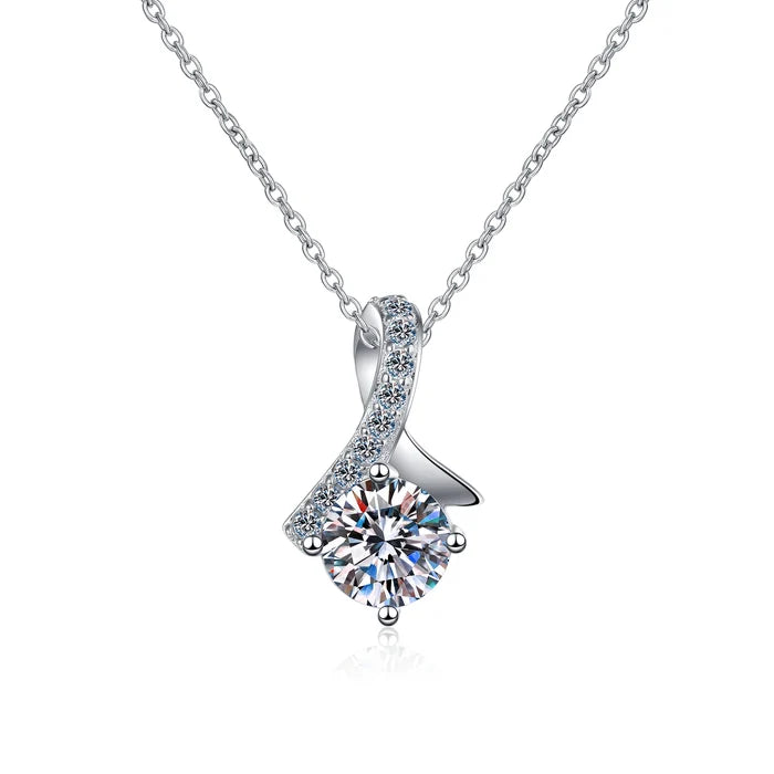 Minimalist Silver Moissanite Pendant Necklace