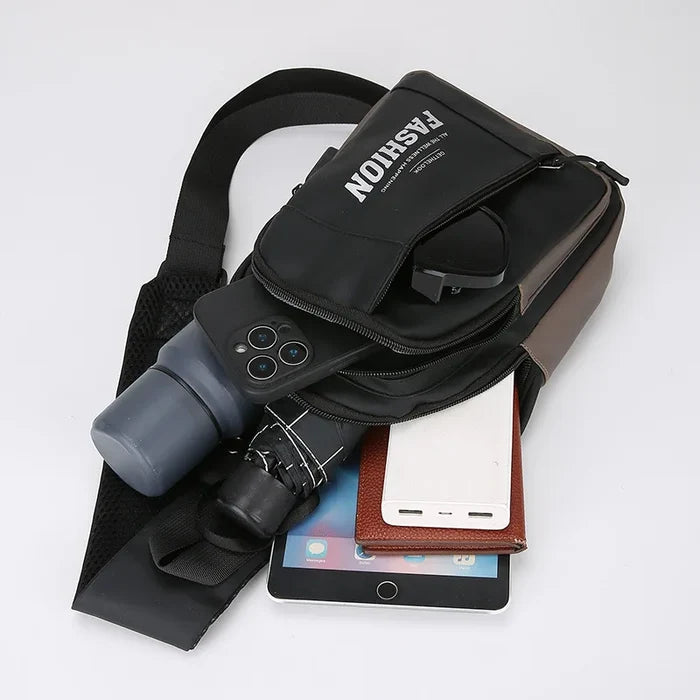 New Men's Chest Bag Anti Splashing Travel Outdoor Chest Bag
