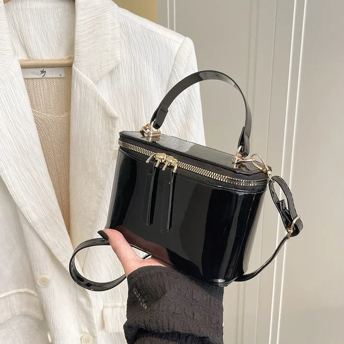 Standard / Black