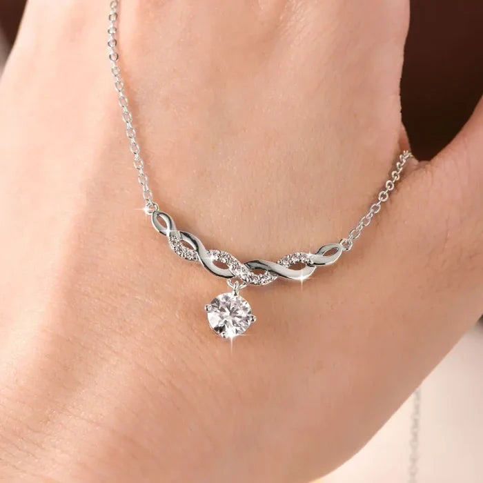 Romantic Luxury Moissanite Necklace for Women