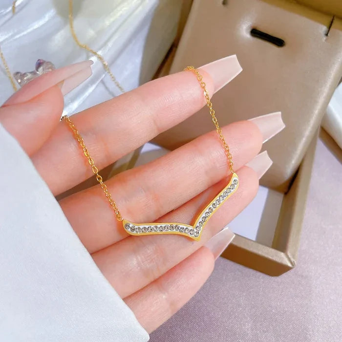 Sming Big V Diamond Stainless Necklace