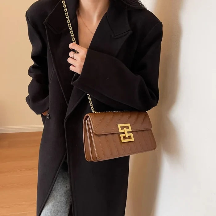 Trendy Designer PU Leather Chain Purse