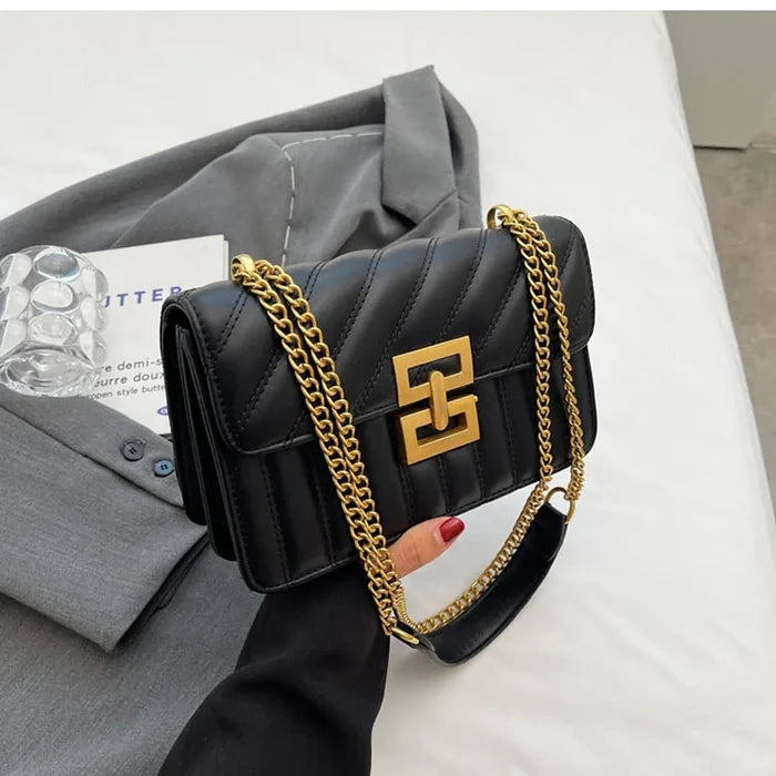 Trendy Designer PU Leather Chain Purse