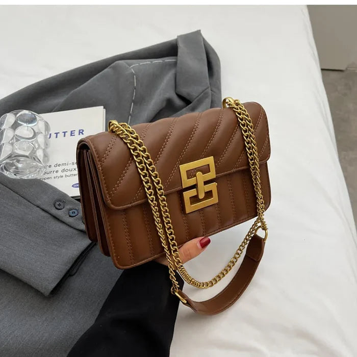 Trendy Designer PU Leather Chain Purse