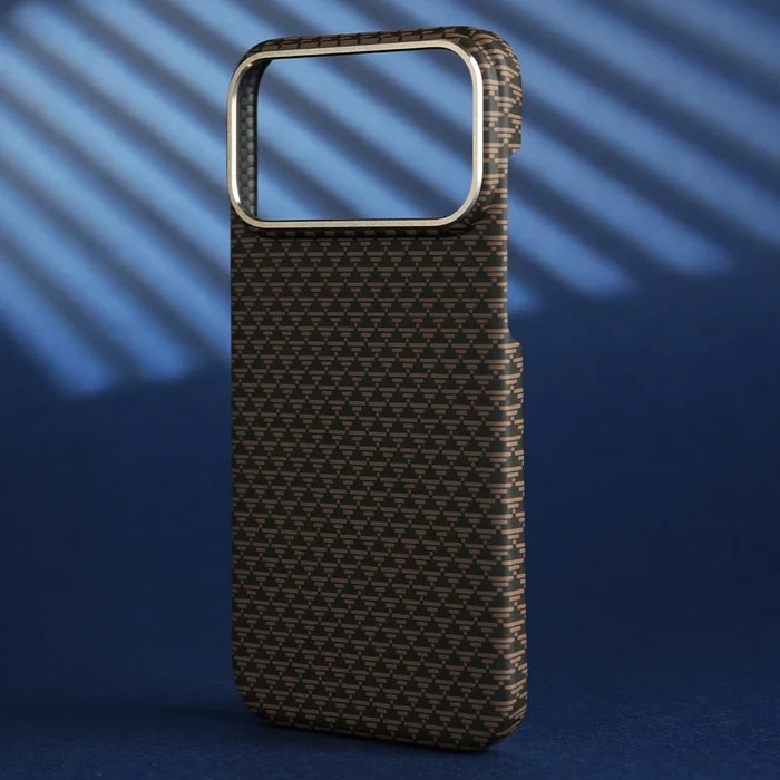 black / For iPhone 17