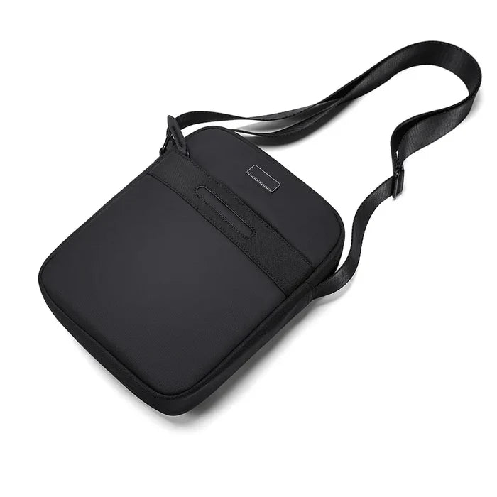 Waterproof 2.5L Men's Sling Bag