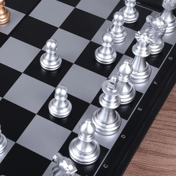 Waterproof 32 Gold Silver Chess Pieces Plastic Chess Board Magnetic